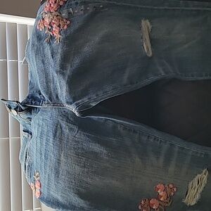 New York Co. Cropped Pants